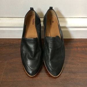 Susina Kellen Almond Toe Loafer